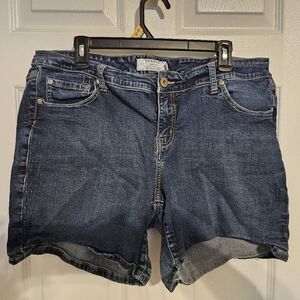 Torrid Denim shorts sz 18 women's plus size summer